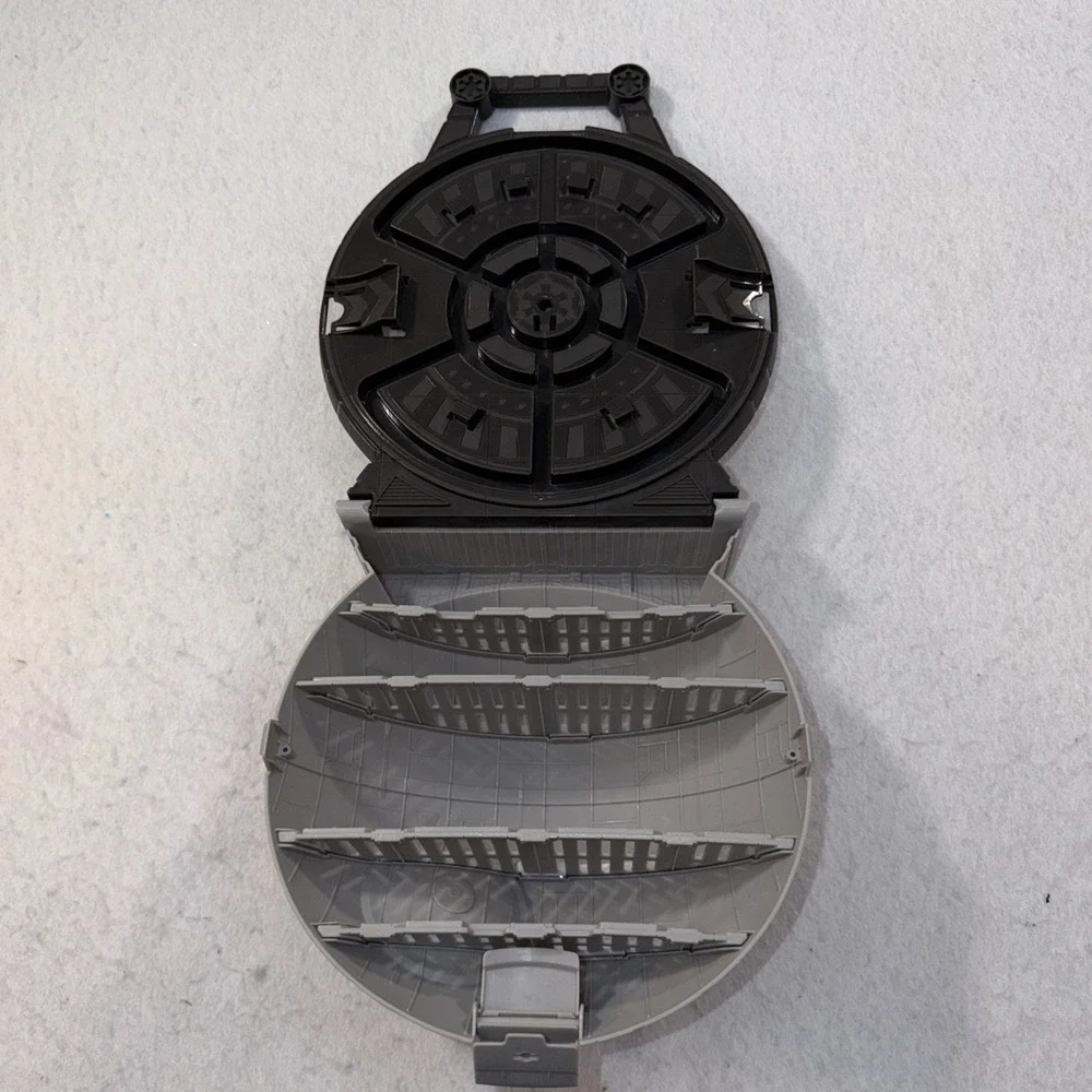 Hot Wheels Star Wars Death Star Collector's Car Carrying Case‎ with Handle EUC